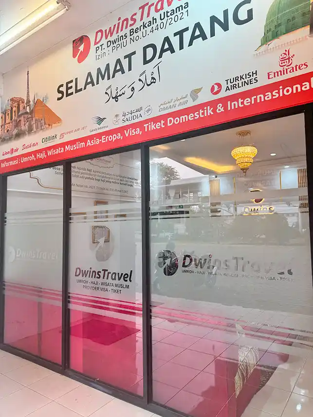 04-Foto-Depan-Kantor.webp