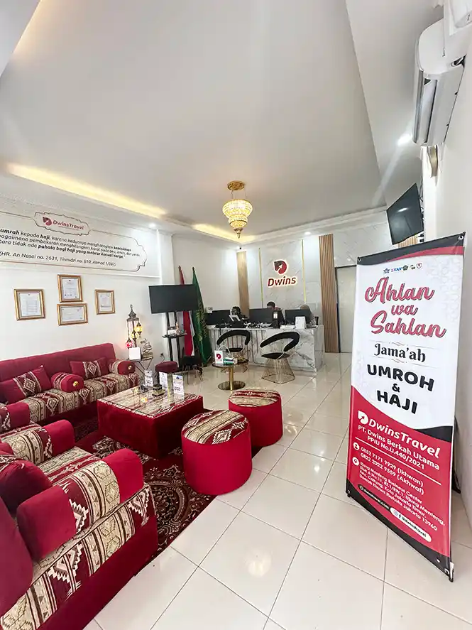 05-Foto-Dalam-Kantor.webp